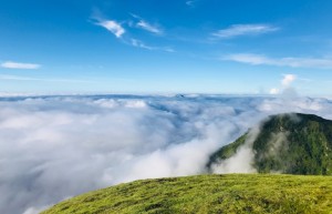 纪龙山地下探险速降之旅