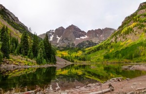 攀登高峰·探秘猛古雪山的高山牧场与环抱小冈仁波齐的壮丽景色