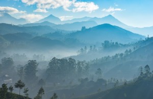 韩妃江畔绿野仙踪，狮子岩巅漫步观瀑