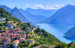 家庭时光·东山苜里峰之旅丨摘枇杷，放飞风筝，漫步太湖美景